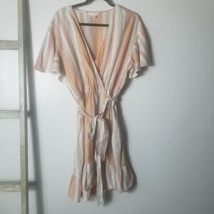 LC LAUREN CONRAD WRAP DRESS WITH FLUTTER SLEEVE SIZE LARGE